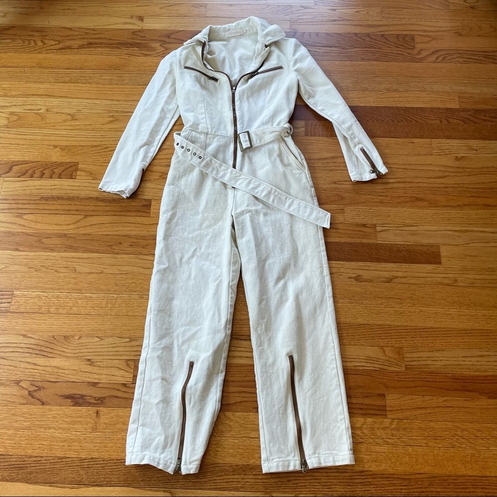 Choosy off white ivory zip up long sleeve jumpsuit with belt